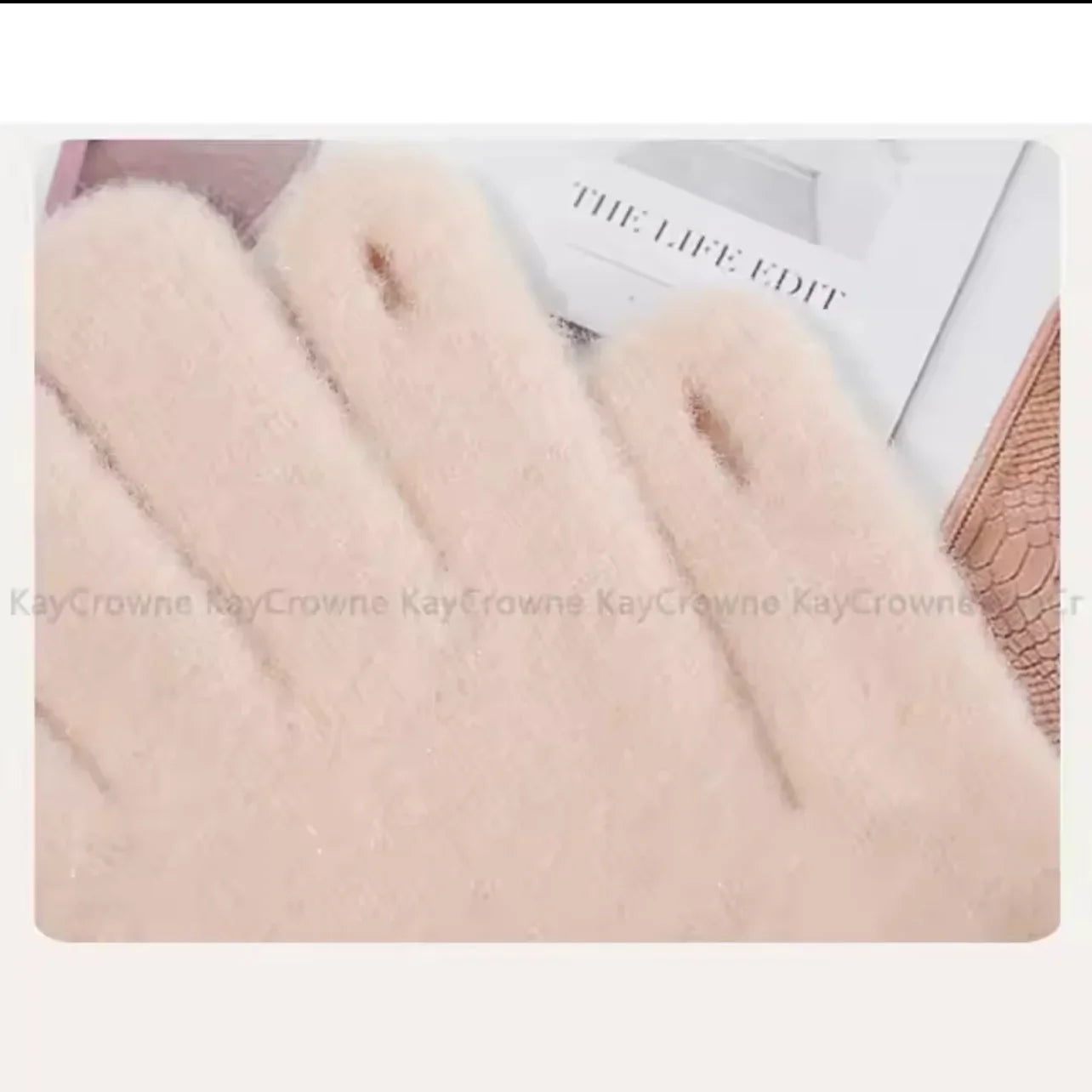 Key Crown Full Finger Gloves With Bead - Maa Sadqay