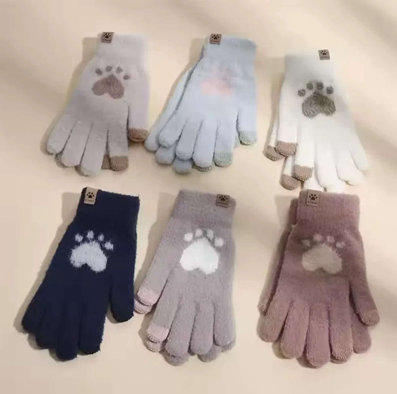 LADIES TOUCH SCREEN HEART PLUSH GLOVES - Maa Sadqay