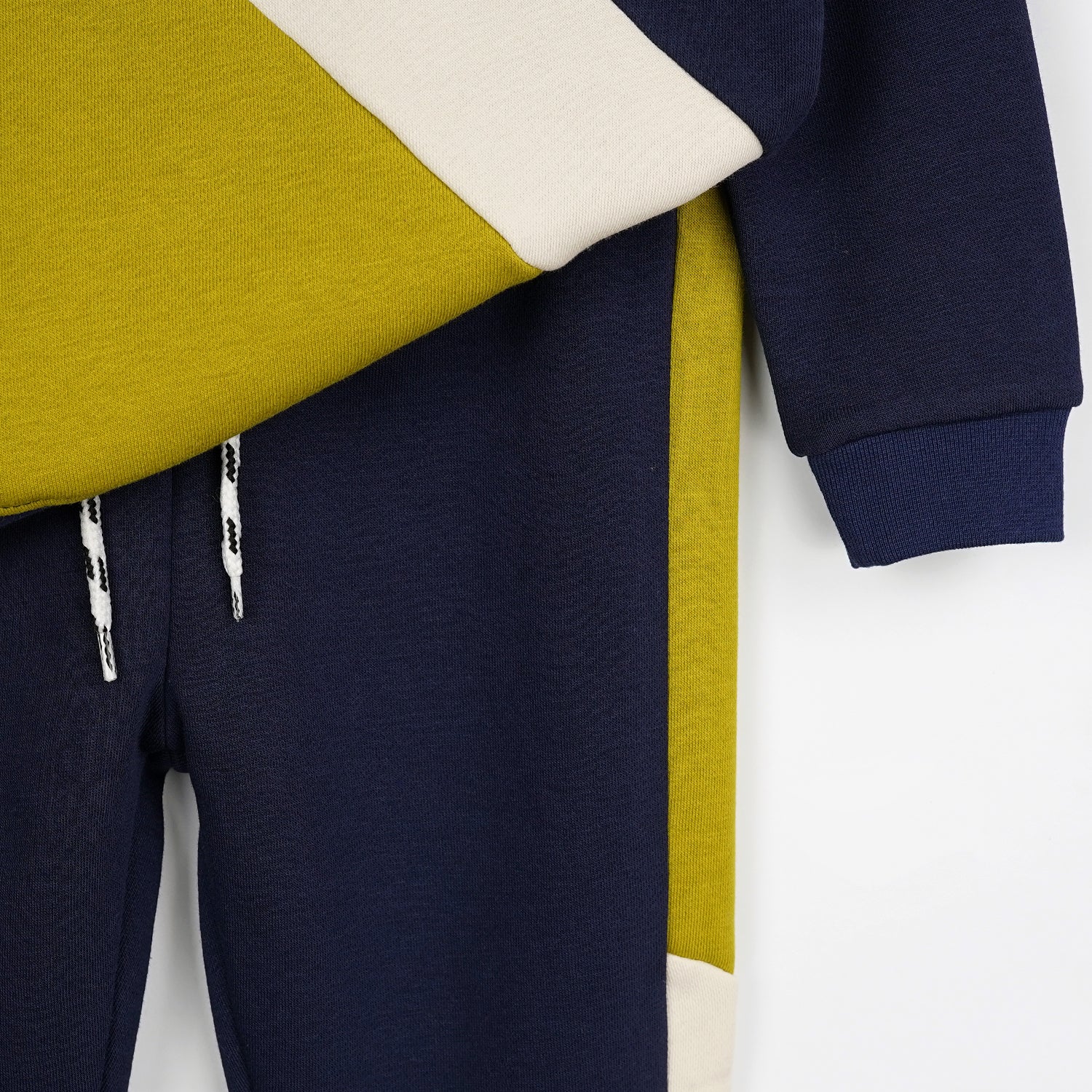 Cross pannel Fleece Jogger Suits - Maa Sadqay